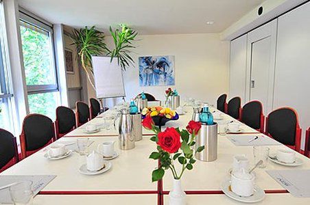Stadthotel Heilbronn Negocio foto